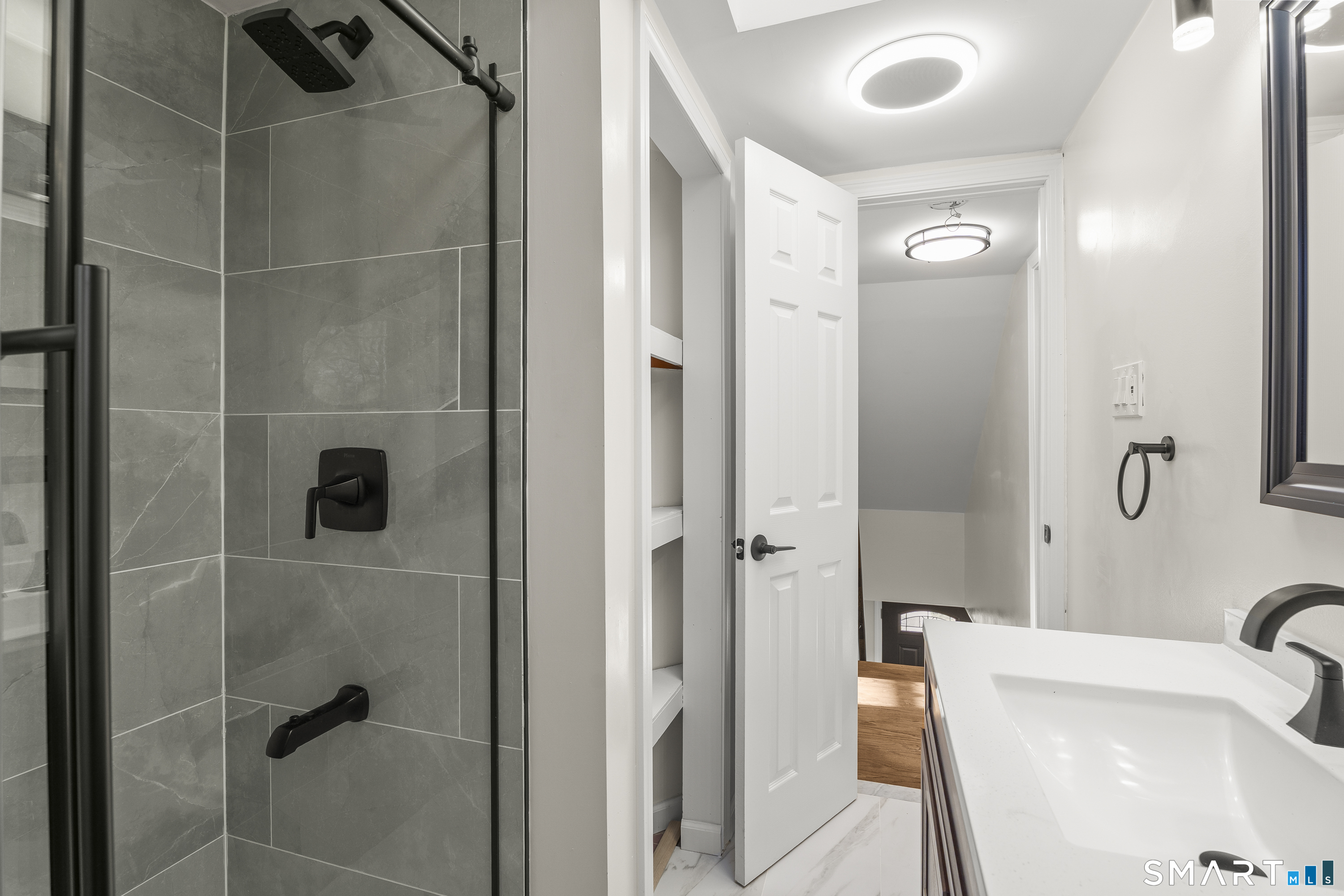 2 Burr Hill Terrace North Branford CT 06471