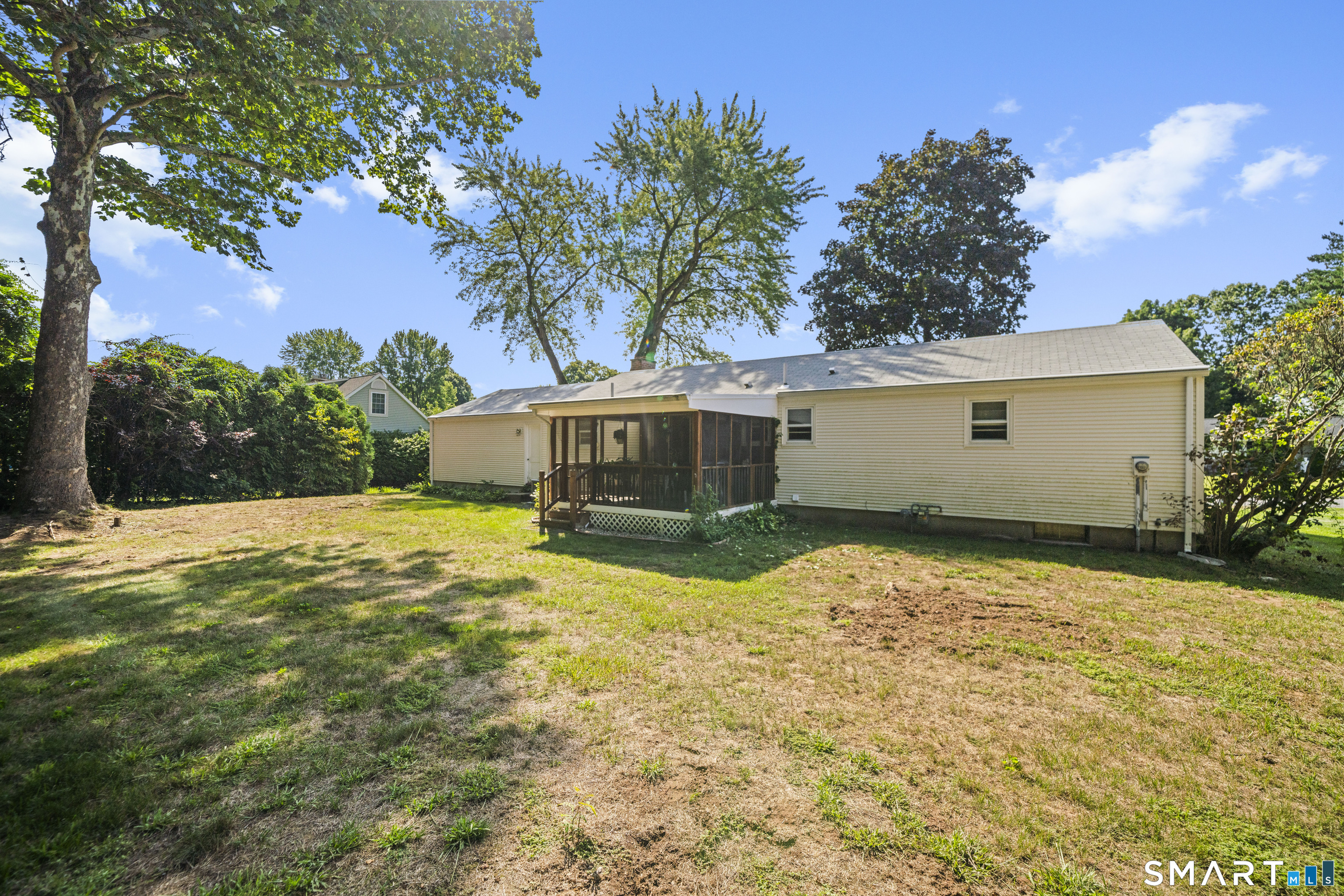 11 Monroe Road Enfield CT 06082
