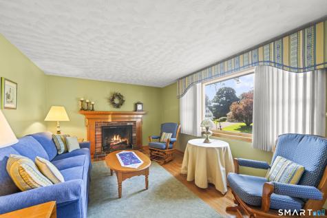 11 Monroe Road Enfield CT 06082
