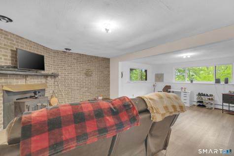 41 Elbow Hill Road Brookfield CT 06804