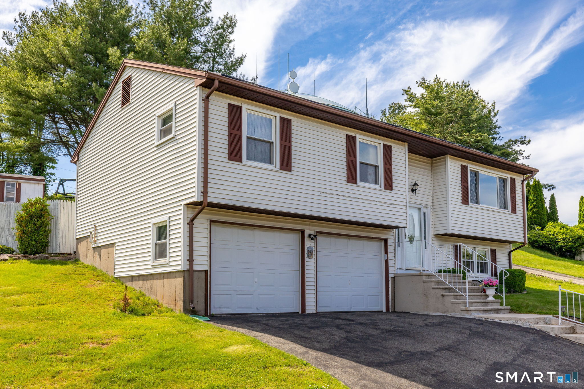 160 Cimarron Road Middletown CT 06457