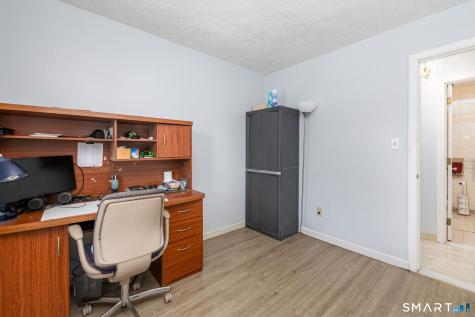 160 Cimarron Road Middletown CT 06457
