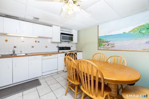 160 Cimarron Road Middletown CT 06457