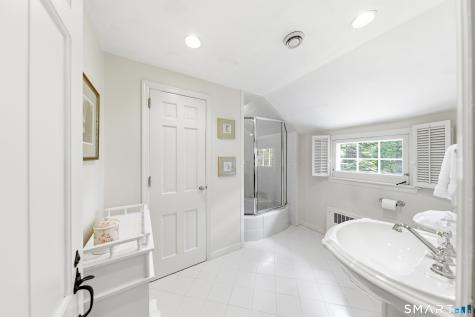 50 Brookbend Road Fairfield CT 06824