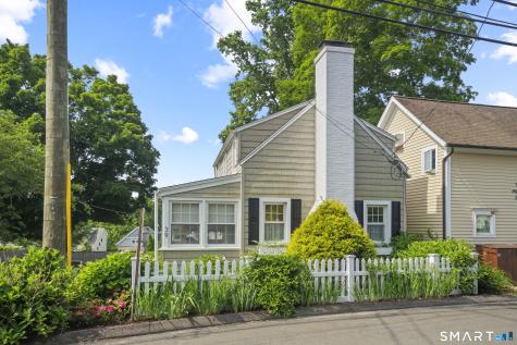 39 Prospect Street Essex CT 06426