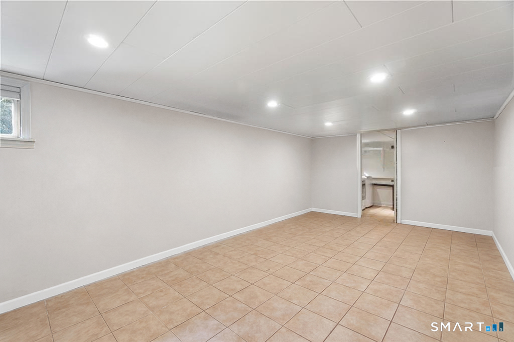 410 Pumpkin Hill Road Ledyard CT 06339