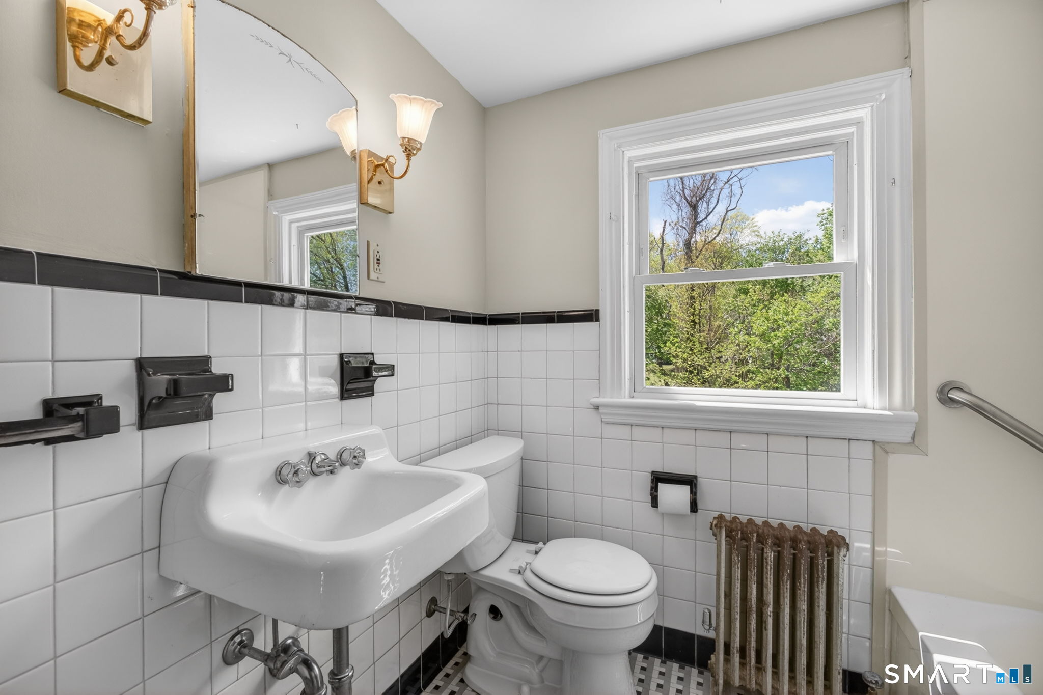 19 High Street Groton CT 06340