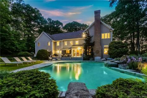 15 Amber Drive New Fairfield CT 06812