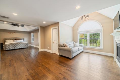 4 Wentworth Drive Newtown CT 06470