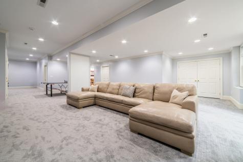 4 Wentworth Drive Newtown CT 06470