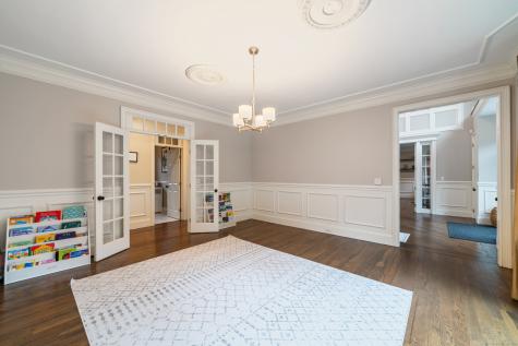 4 Wentworth Drive Newtown CT 06470