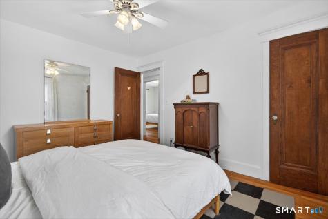 73 Woodlawn Street Hamden CT 06517