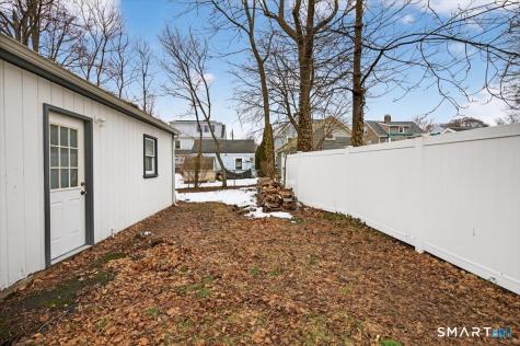 73 Woodlawn Street Hamden CT 06517