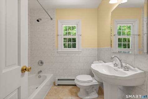 264 Skyview Drive Stamford CT 06902
