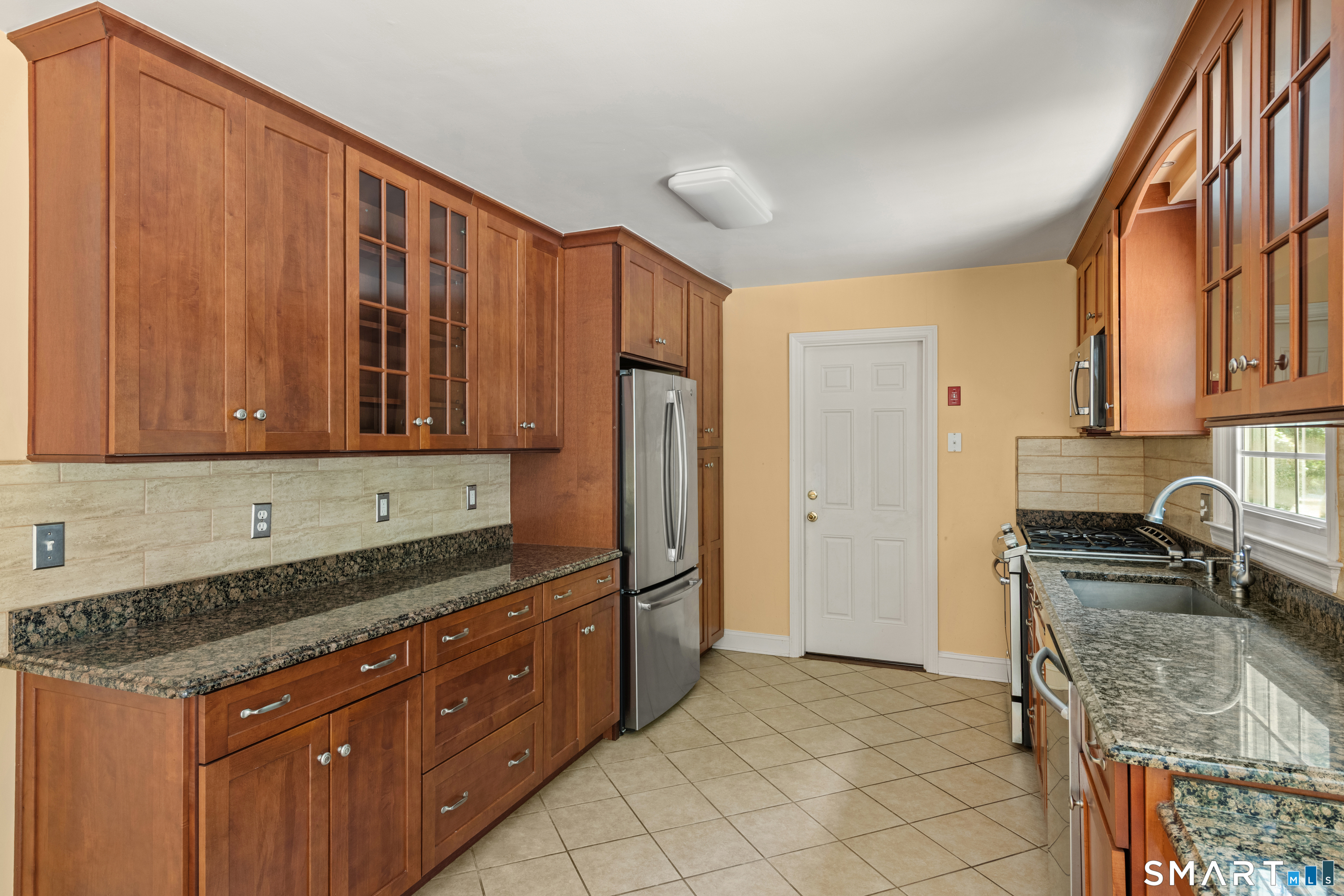 264 Skyview Drive Stamford CT 06902