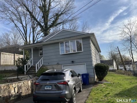27 Plateau Avenue Bridgeport CT 06606