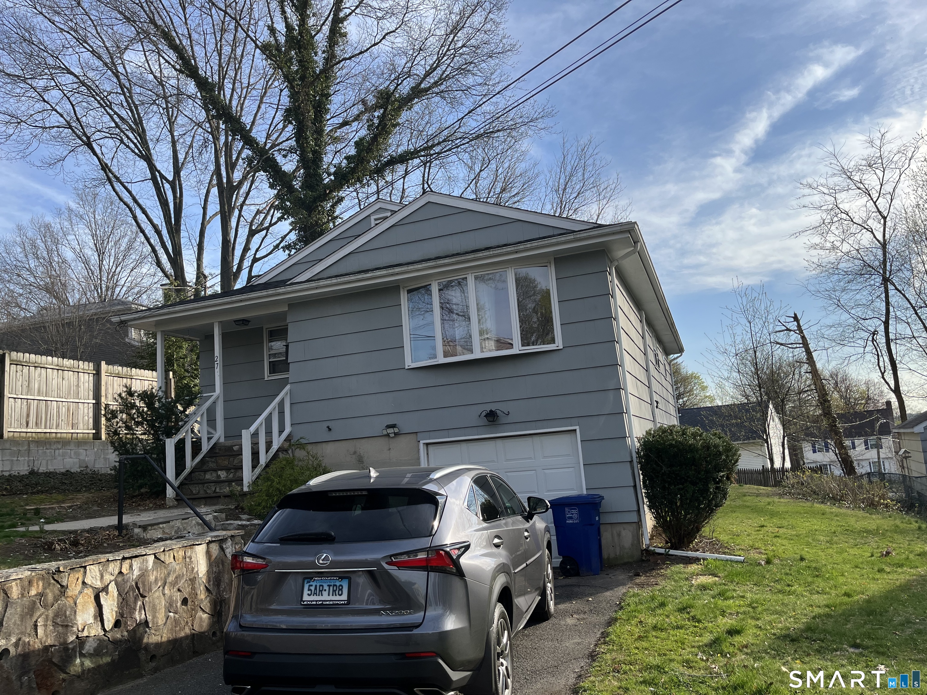 27 Plateau Avenue Bridgeport CT 06606