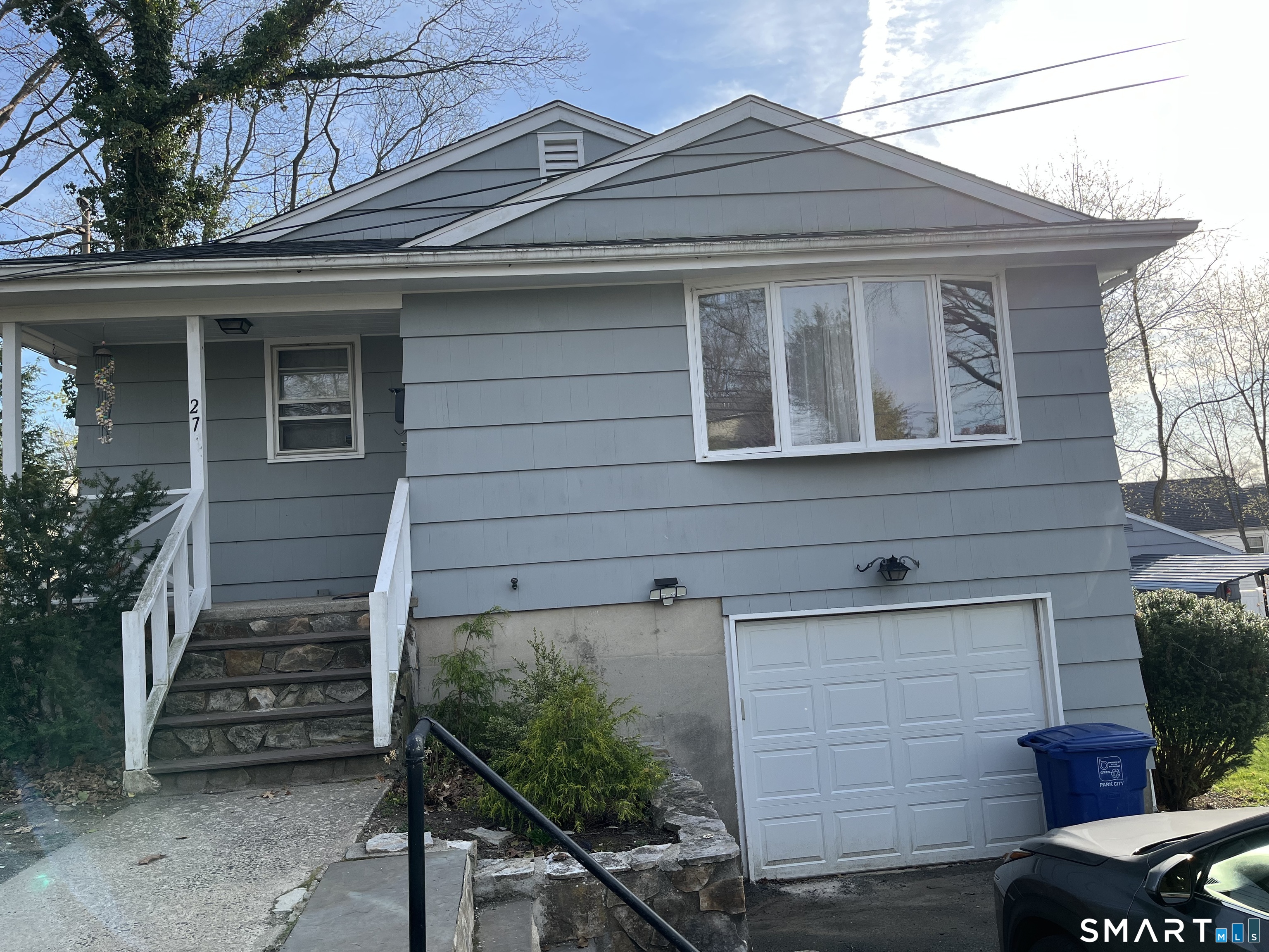 27 Plateau Avenue Bridgeport CT 06606