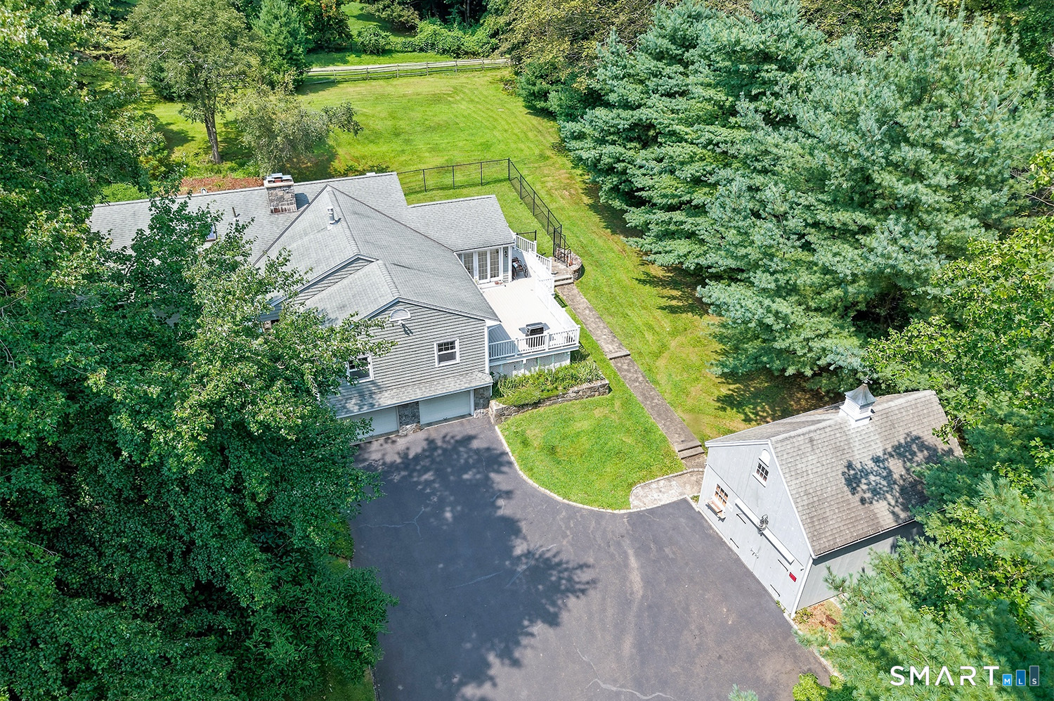 570 Burr Street Fairfield CT 06824