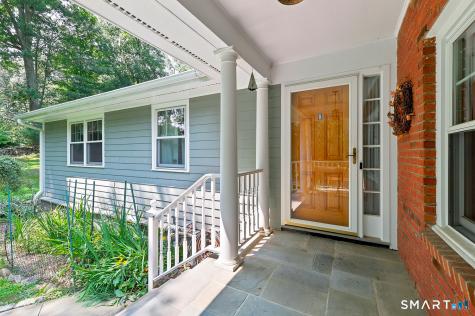 570 Burr Street Fairfield CT 06824