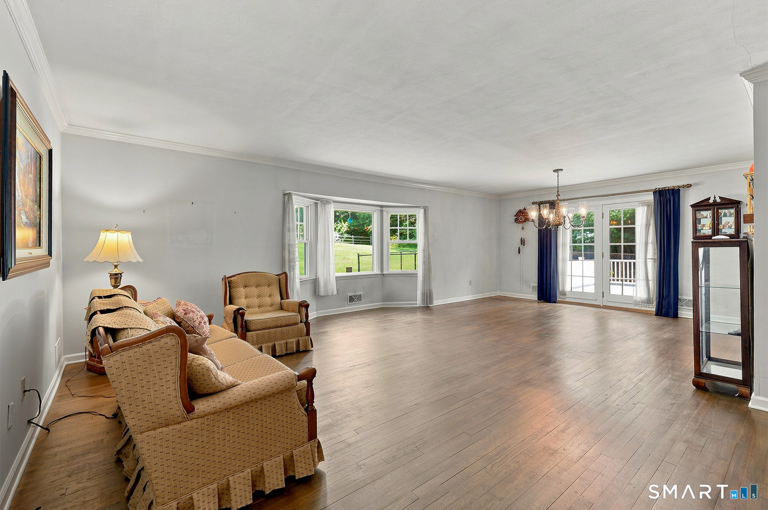 570 Burr Street Fairfield CT 06824