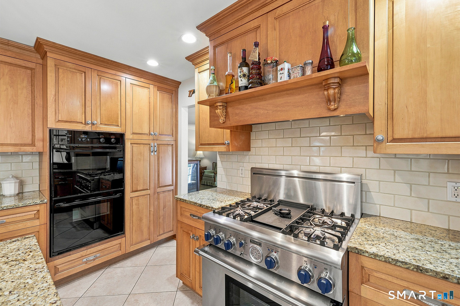 570 Burr Street Fairfield CT 06824