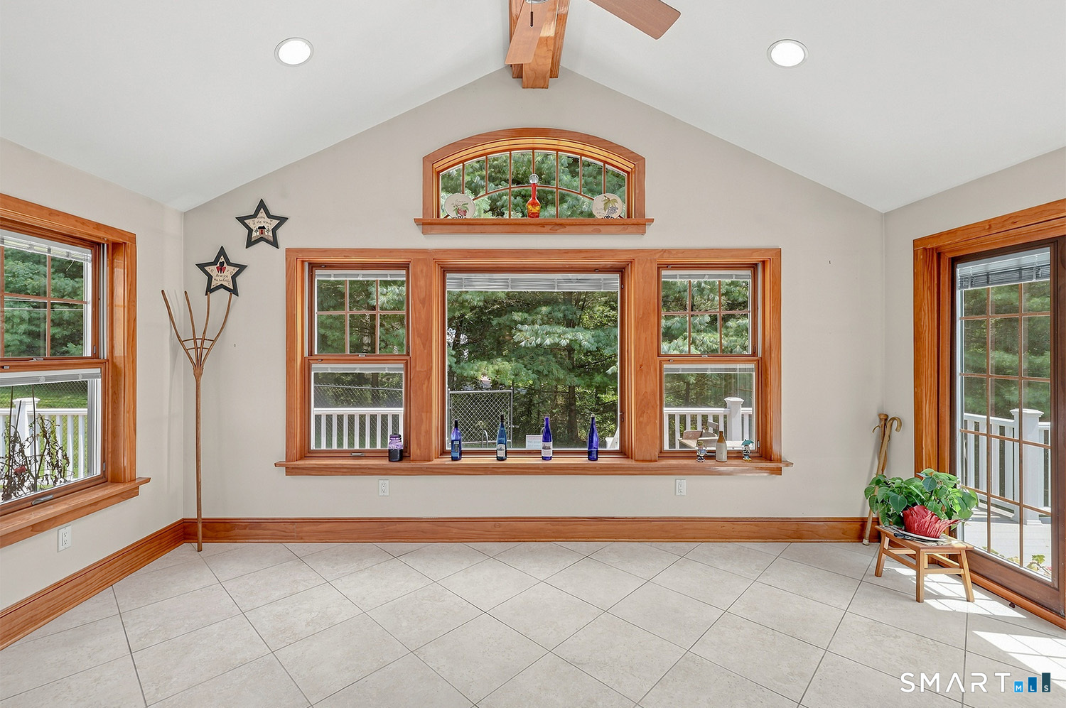 570 Burr Street Fairfield CT 06824