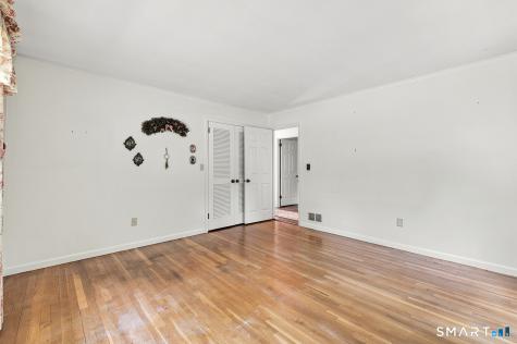 570 Burr Street Fairfield CT 06824