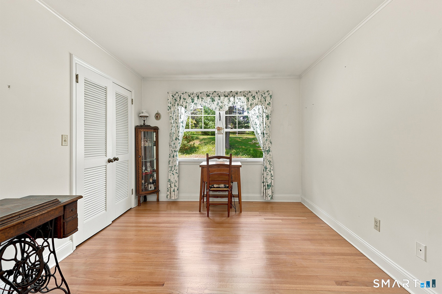570 Burr Street Fairfield CT 06824