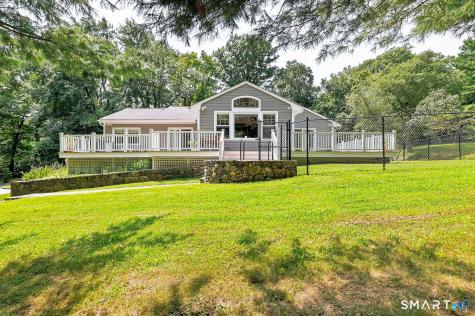 570 Burr Street Fairfield CT 06824