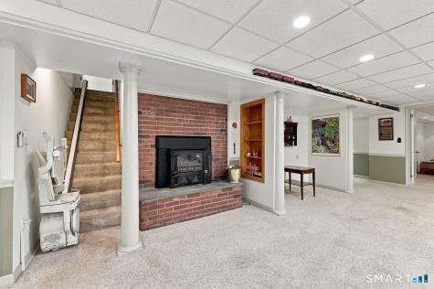 570 Burr Street Fairfield CT 06824