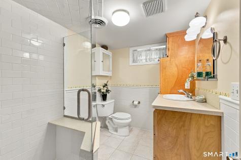 570 Burr Street Fairfield CT 06824