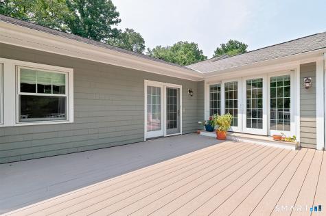 570 Burr Street Fairfield CT 06824
