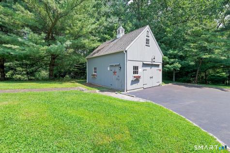 570 Burr Street Fairfield CT 06824