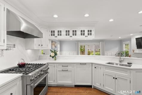 1644 Boston Post Road Darien CT 06820
