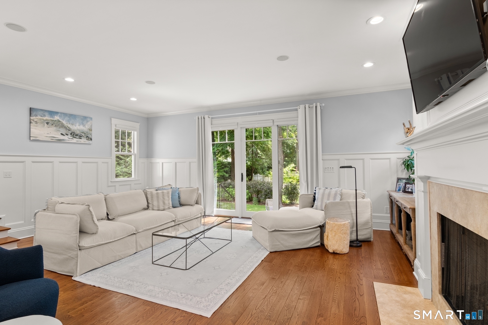 1644 Boston Post Road Darien CT 06820