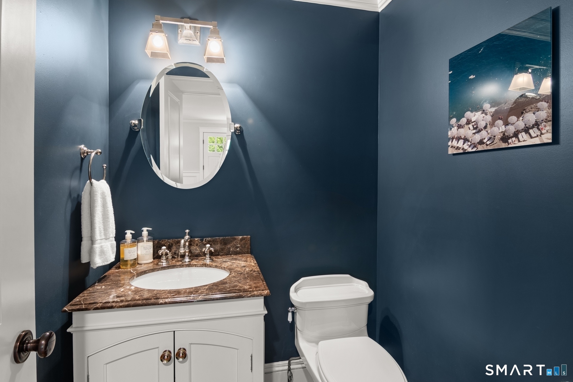 1644 Boston Post Road Darien CT 06820