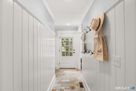 1644 Boston Post Road Darien CT 06820
