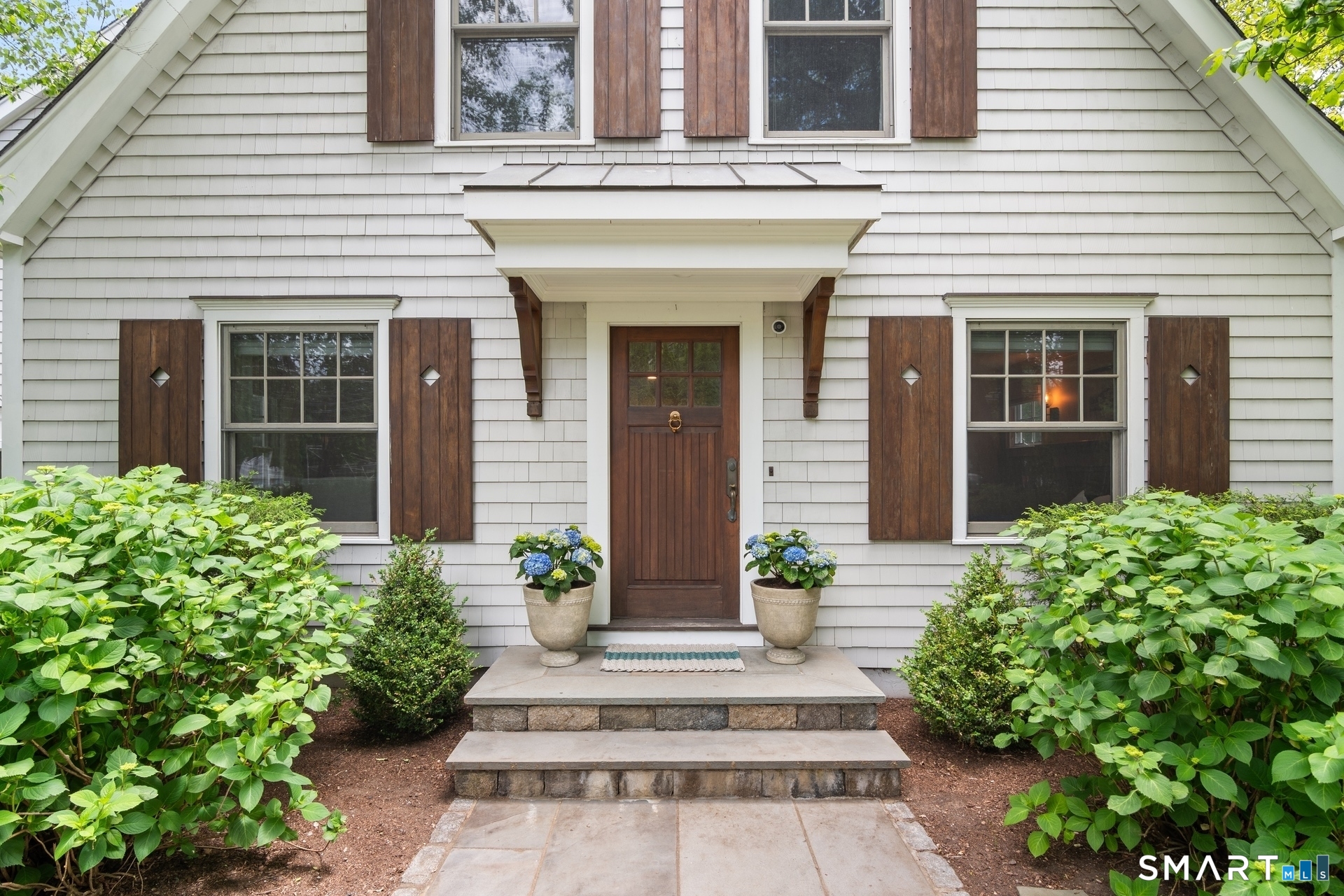 1644 Boston Post Road Darien CT 06820