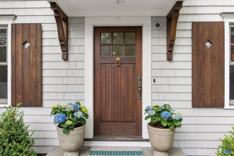 1644 Boston Post Road Darien CT 06820
