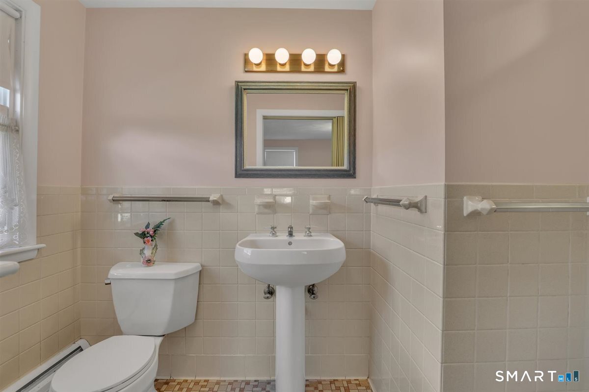 70 Copper Mine Road Farmington CT 06032