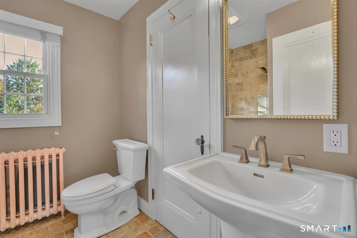 60 Scarborough Road Manchester CT 06040