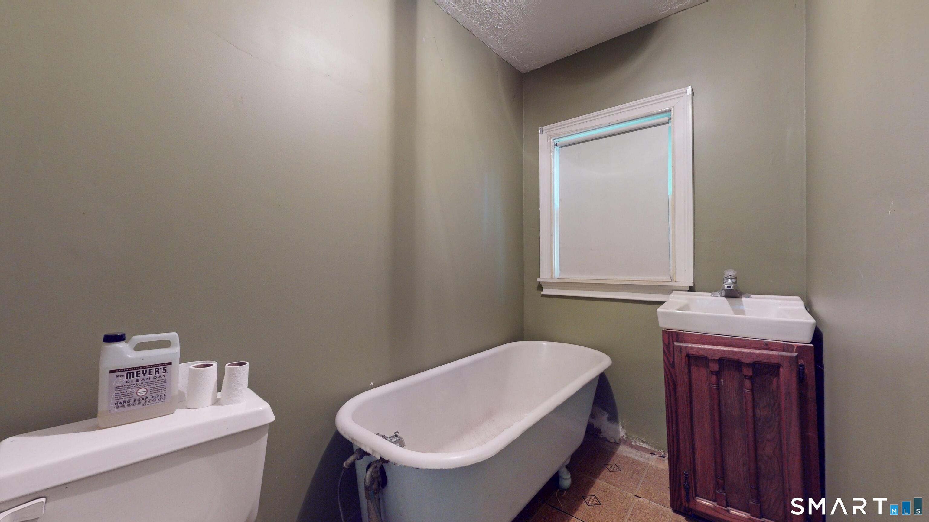 31 Winchester Street Waterbury CT 06704