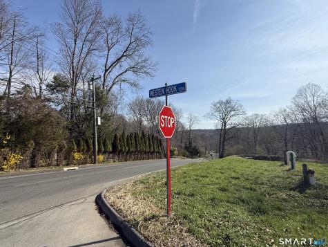 52 Westenhook Terrace Southbury CT 06488