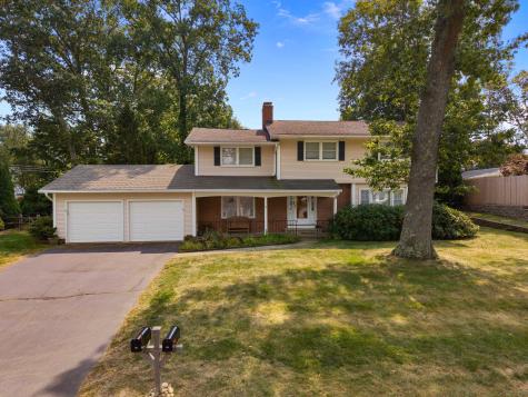 96 Fenwood Drive Old Saybrook CT 06475