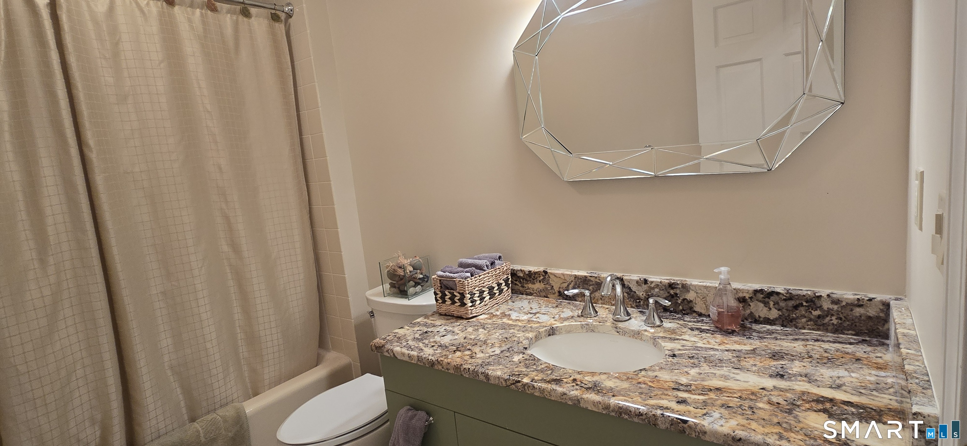 96 Fenwood Drive Old Saybrook CT 06475