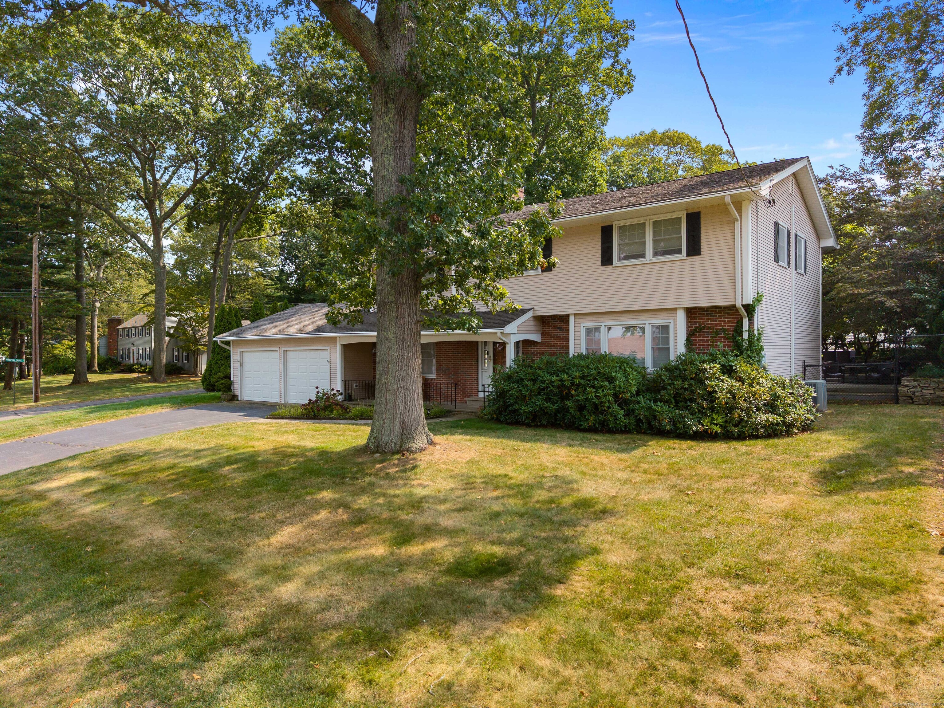 96 Fenwood Drive Old Saybrook CT 06475