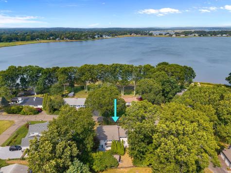 96 Fenwood Drive Old Saybrook CT 06475