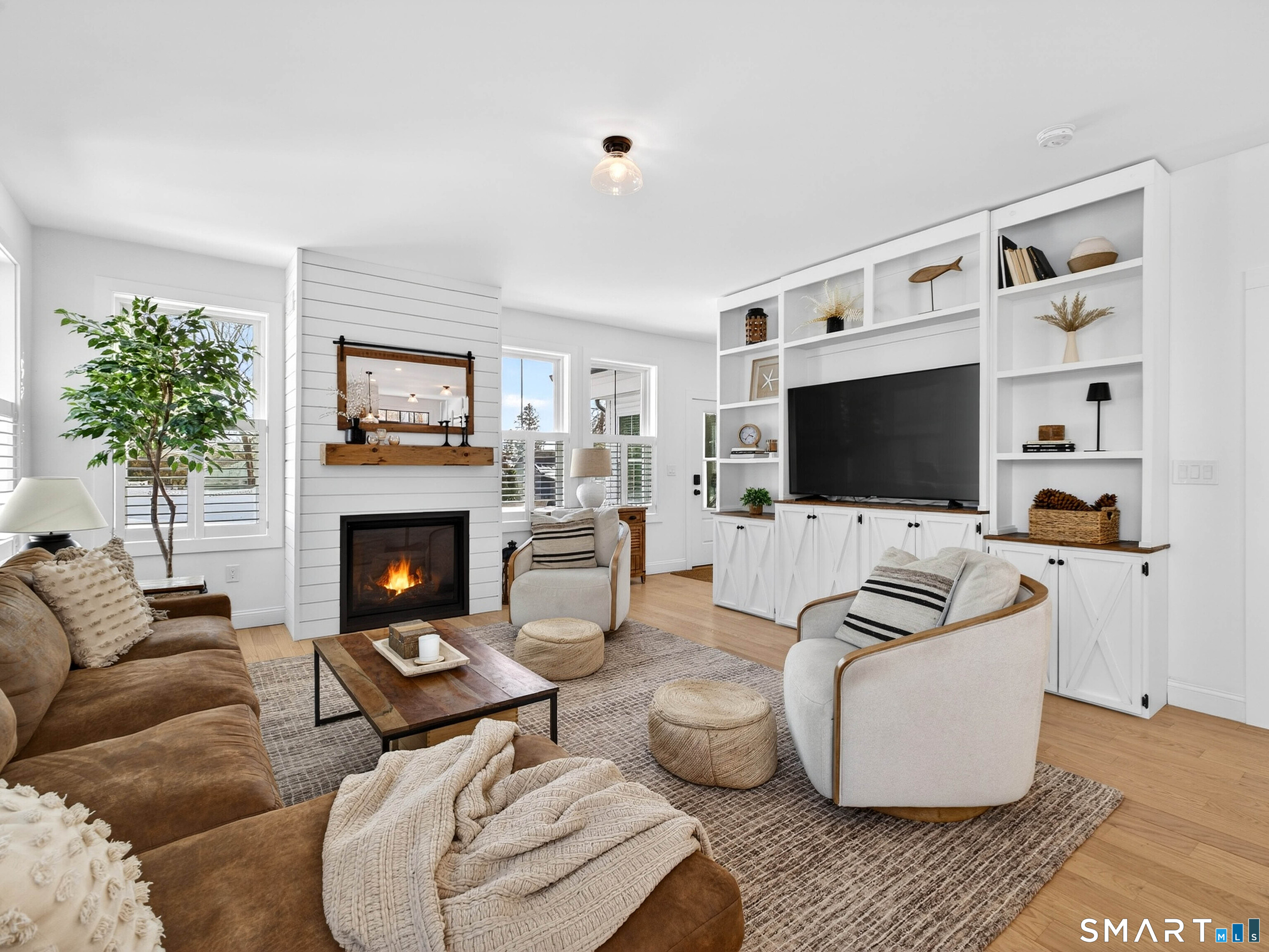 24 Church Street Old Saybrook CT 06475