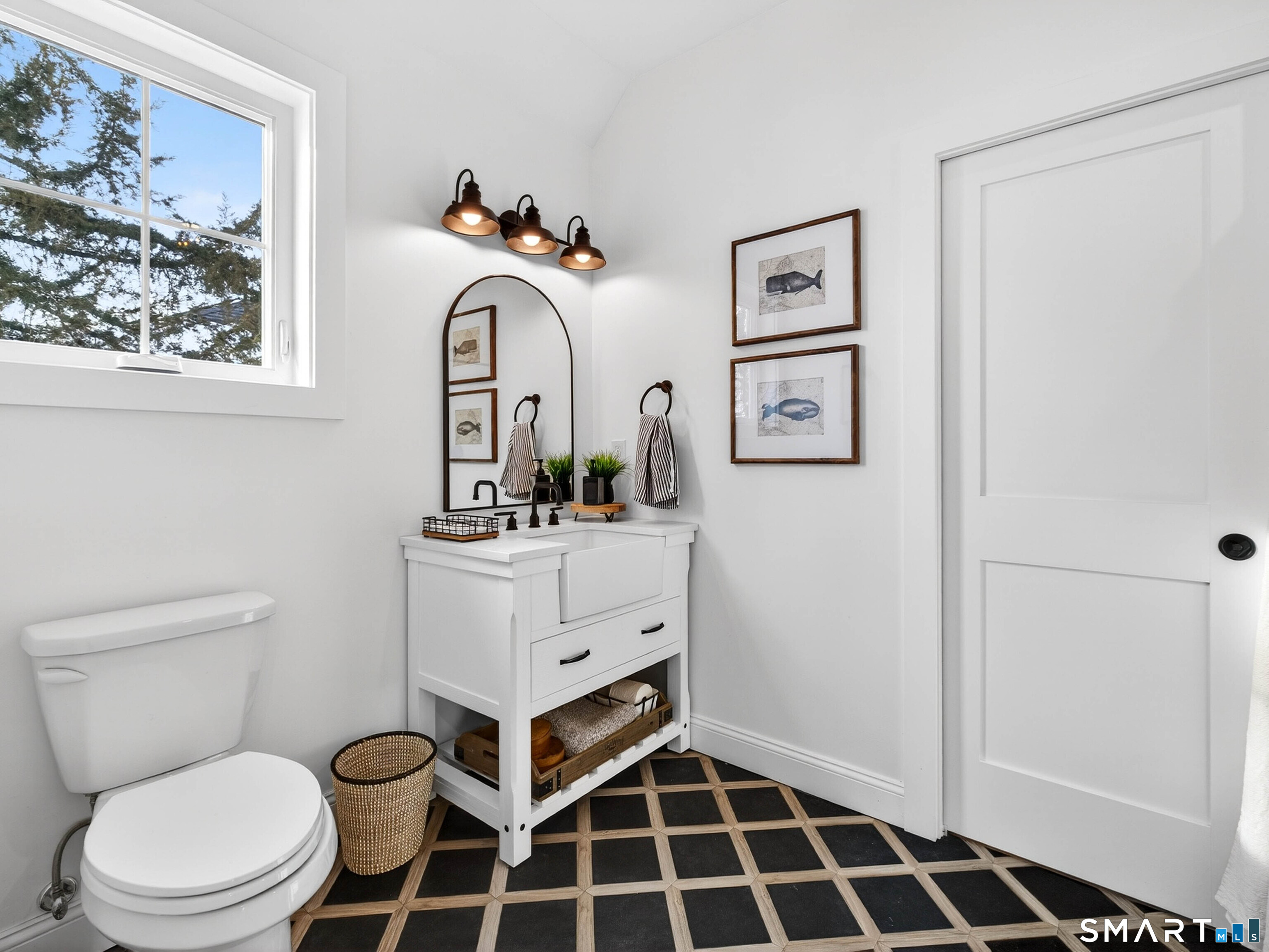 24 Church Street Old Saybrook CT 06475